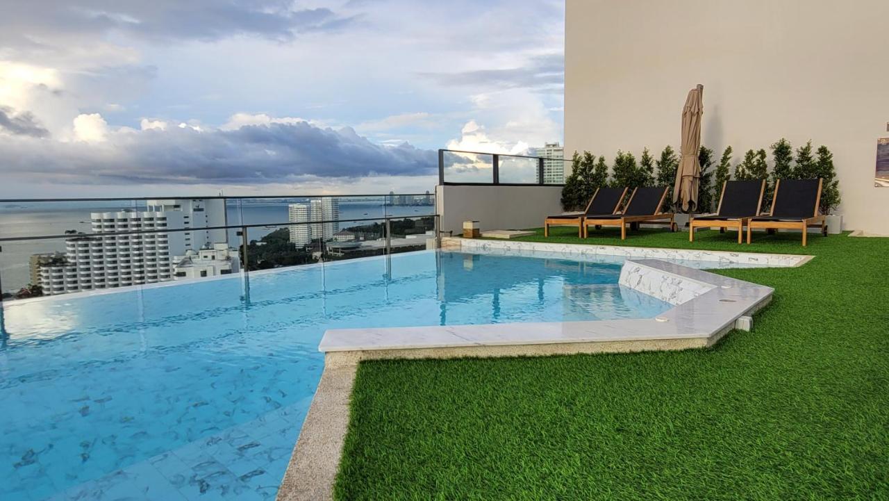 Andromeda Condo By Feng Pattaya Buitenkant foto